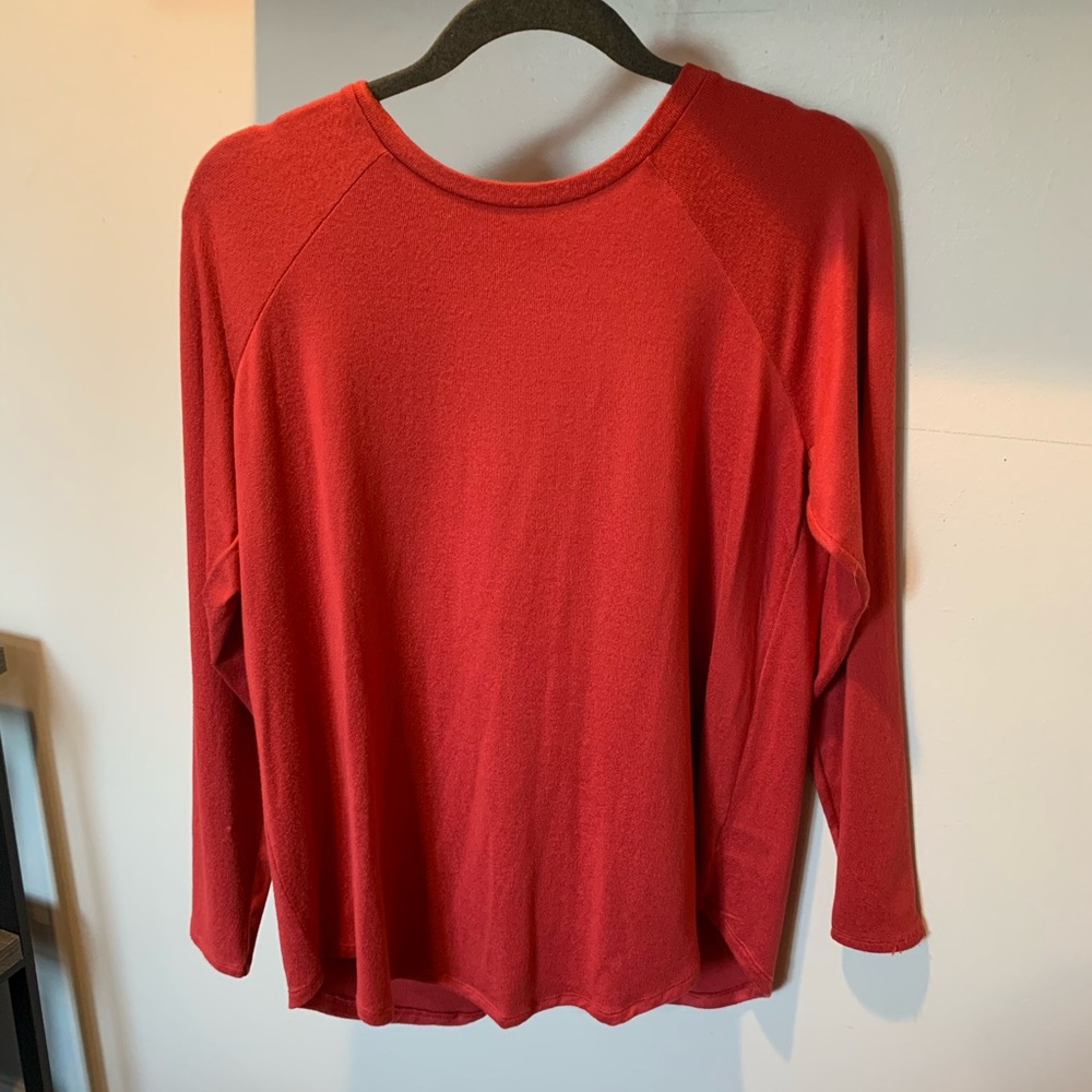 AE long sleeve red/orange tunic